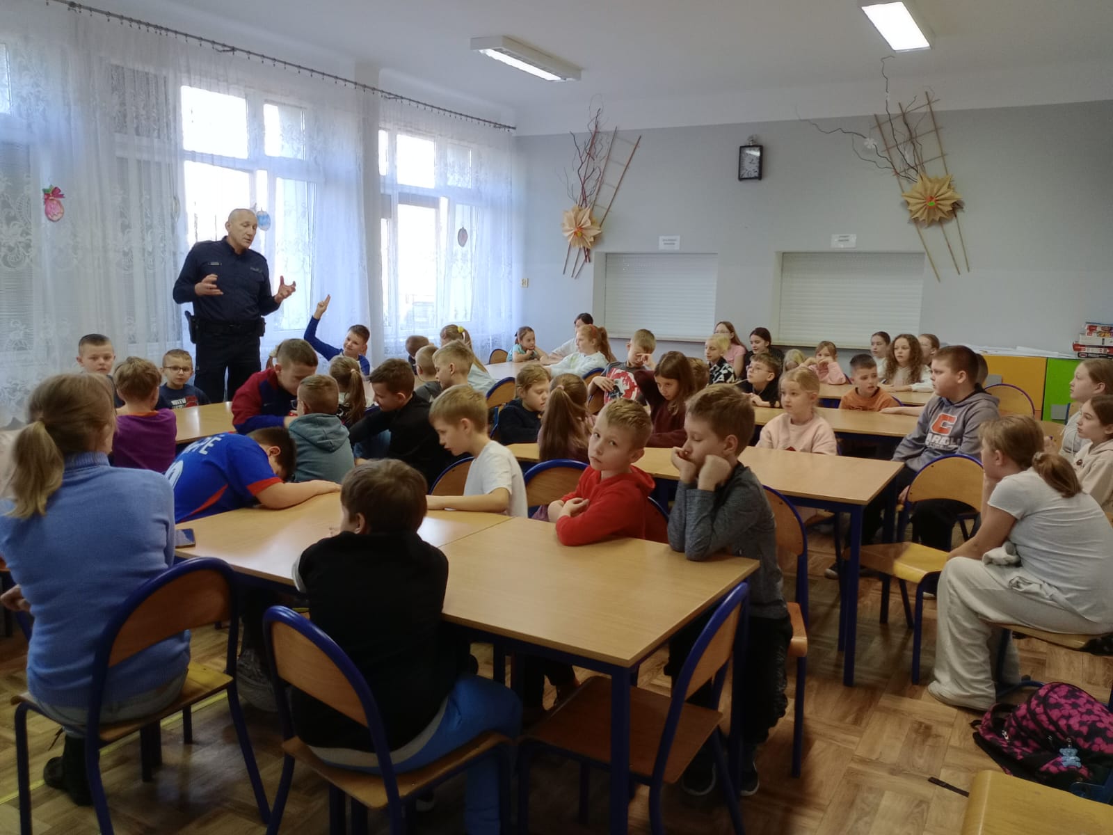 Bezpieczne ferie zimowe- spotkanie z policjantem.